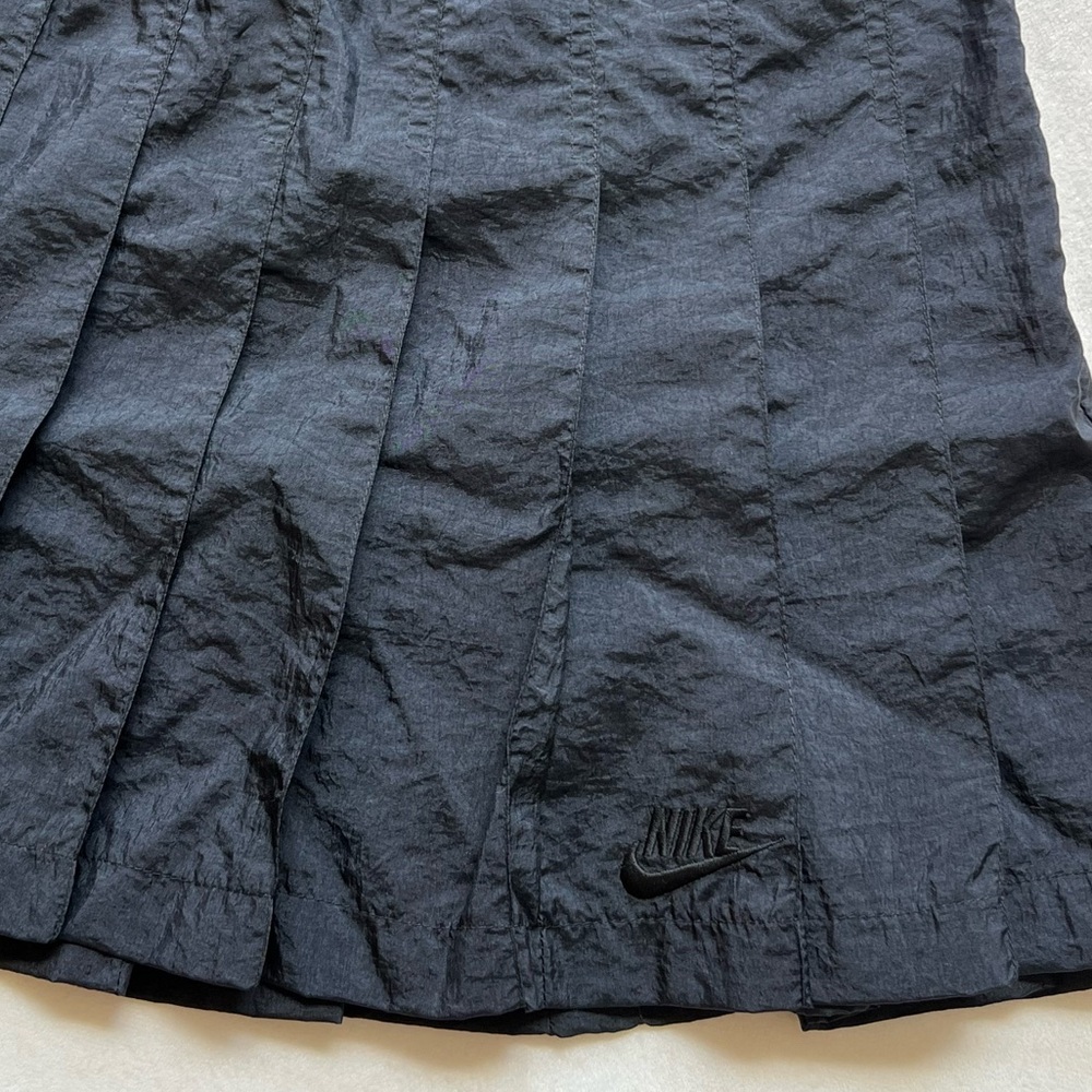 Vintage Y2K Nike Mini Pleated Skirt - Picture 4 of 8